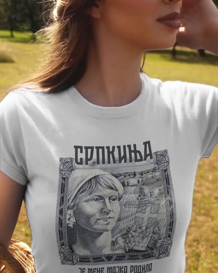 Бела мајица са ликом Српкиње, изблиза